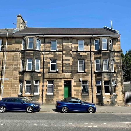 Large 2 Bed Near Glasgow Airport Paisley Exterior photo